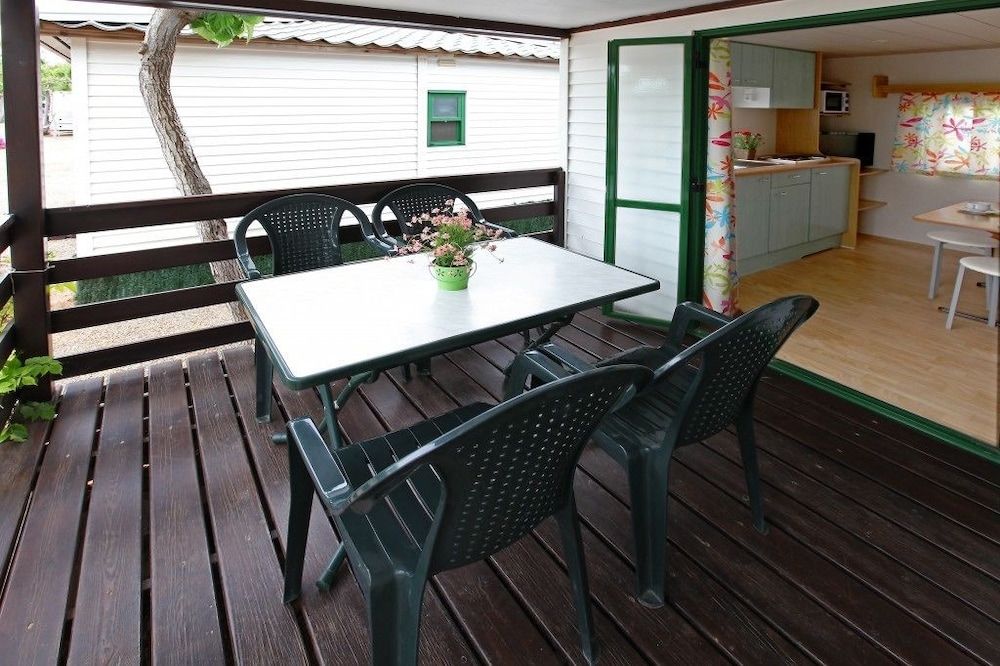 Bungalow estándar, 2 habitaciones, baño privado