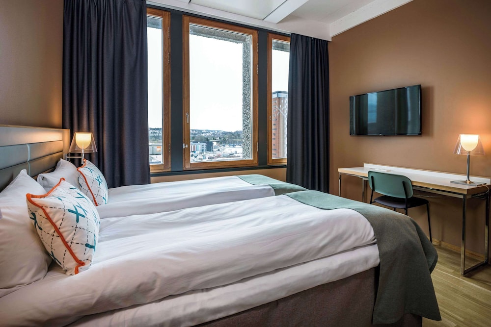 Standard Room, 2 Twin Beds, Non Smoking - Photo 5