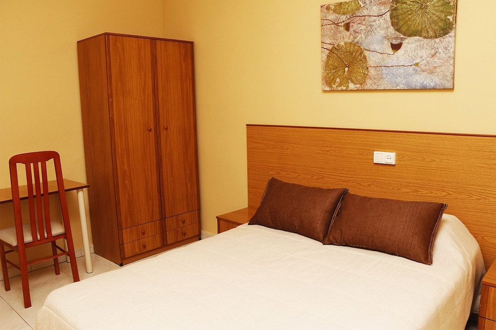 Double or Twin Room photo 2