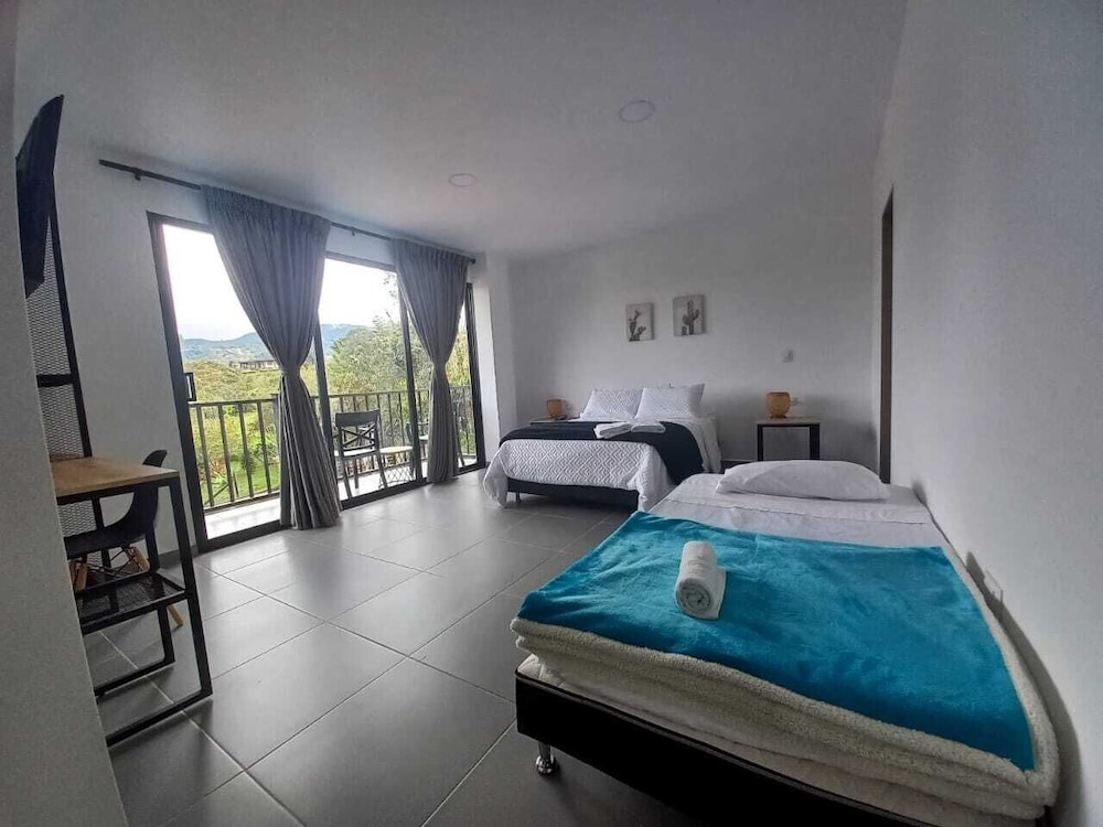 Panoramic Triple Room, Garden View