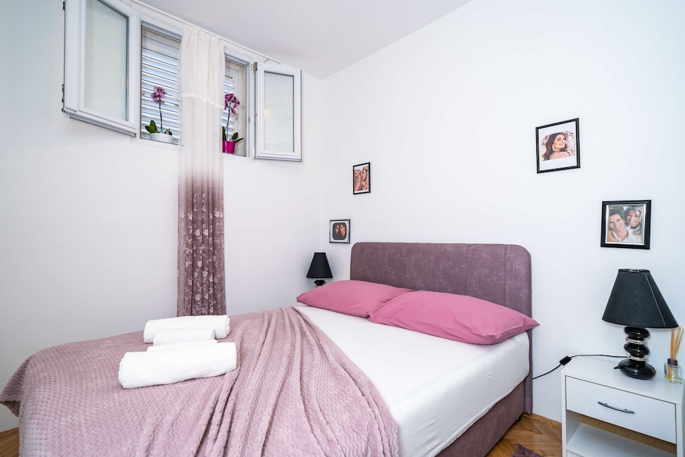 Apartment (Two Bedroom Apartment With Terrace)