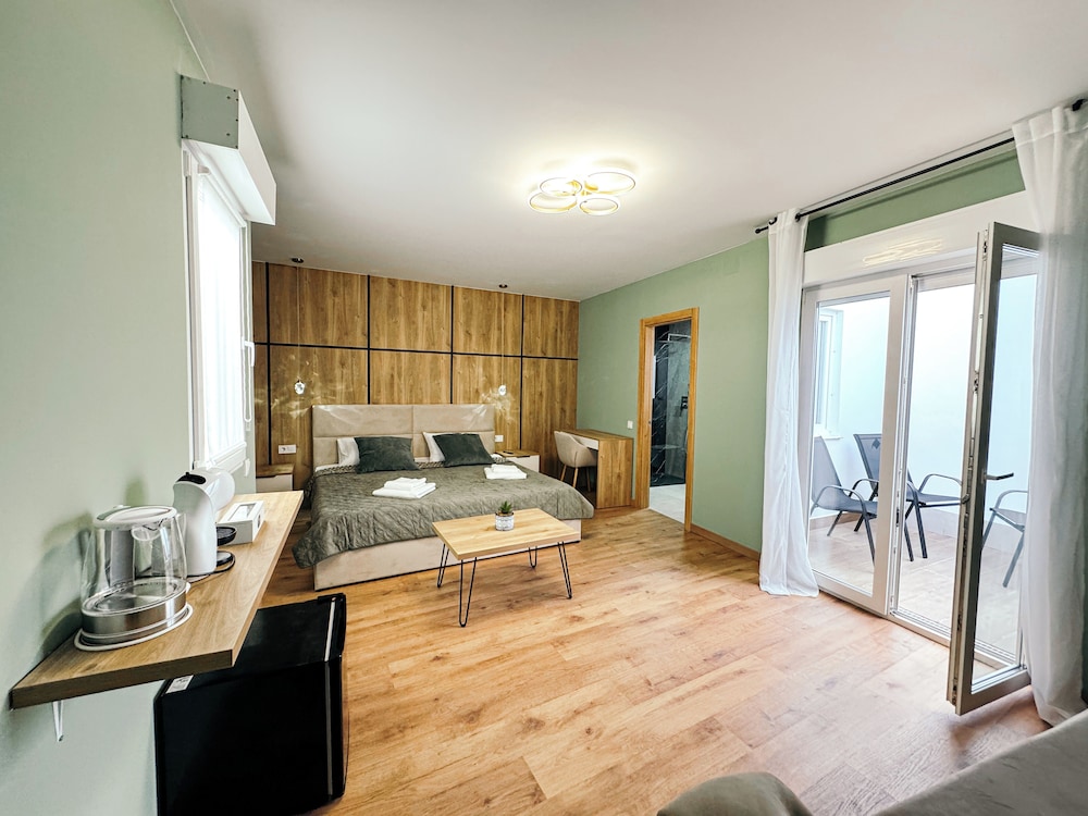 Luxury Room