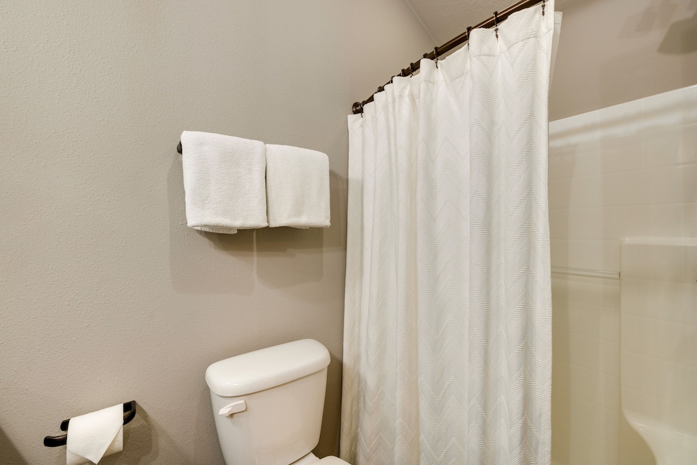 House (2 Bedrooms) photo 2