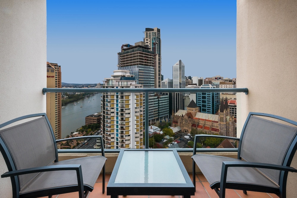 Apartment, 1 Bedroom, River View (Weekly Housekeeping) - Photo 5