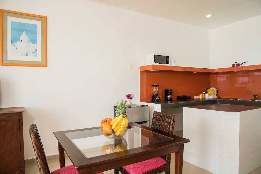 Suite Five photo 2