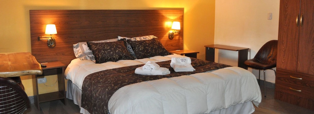 Bungalow, 1 Queen Bed (Notro) photo 1
