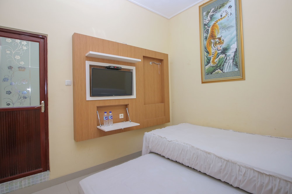 Deluxe Twin Room photo 3