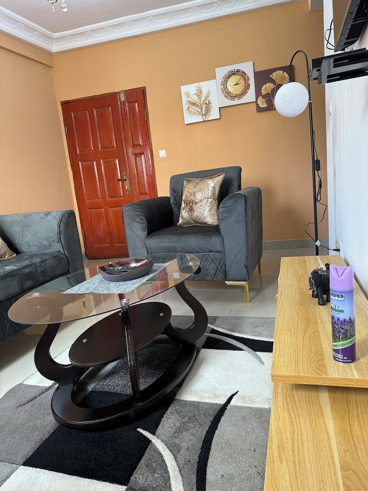 Elite Apartment photo 2