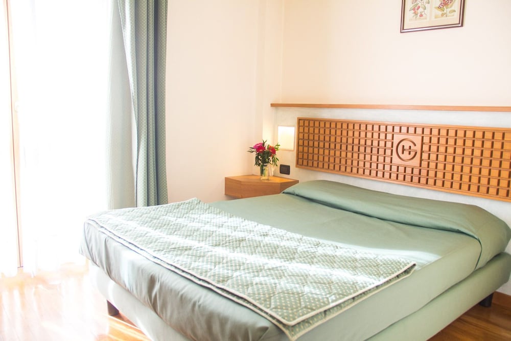 Double or Twin Room photo 1