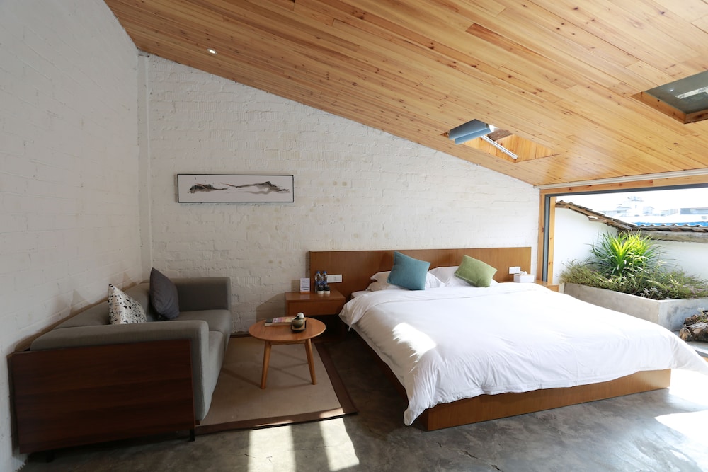 Standard Double Room B