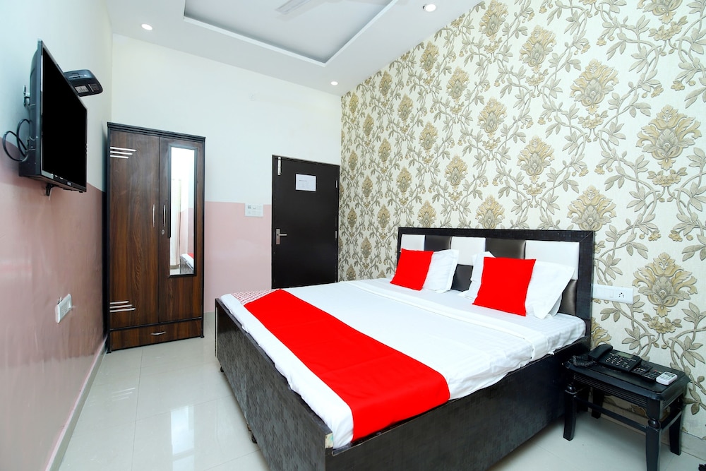 Double Or Twin Room photo 1