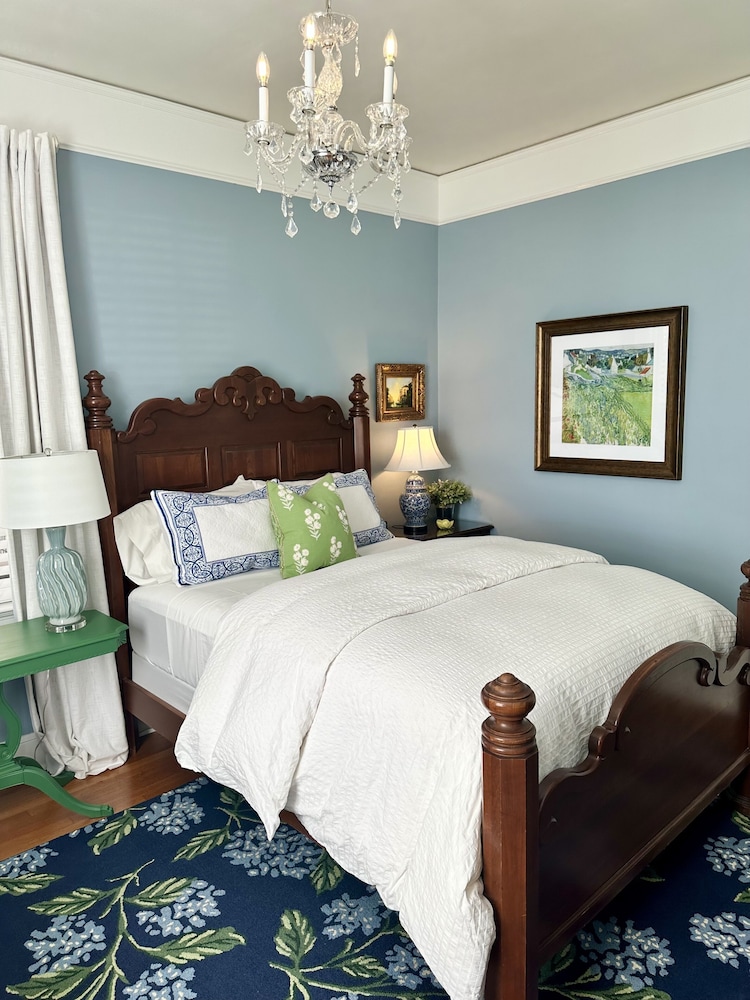 The Manor Room photo 2