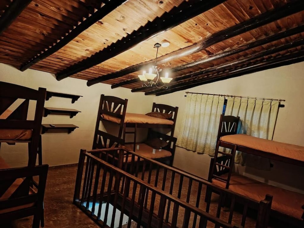 Classic Quadruple Room, Mountain View