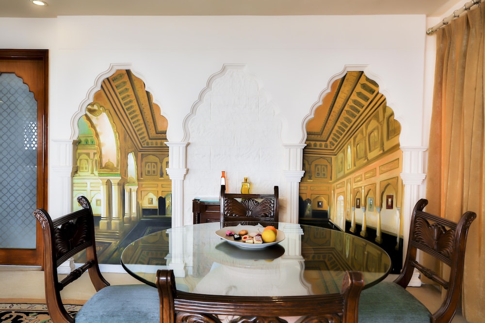 Luxury Suite, Ocean View, Beachside - Photo 16