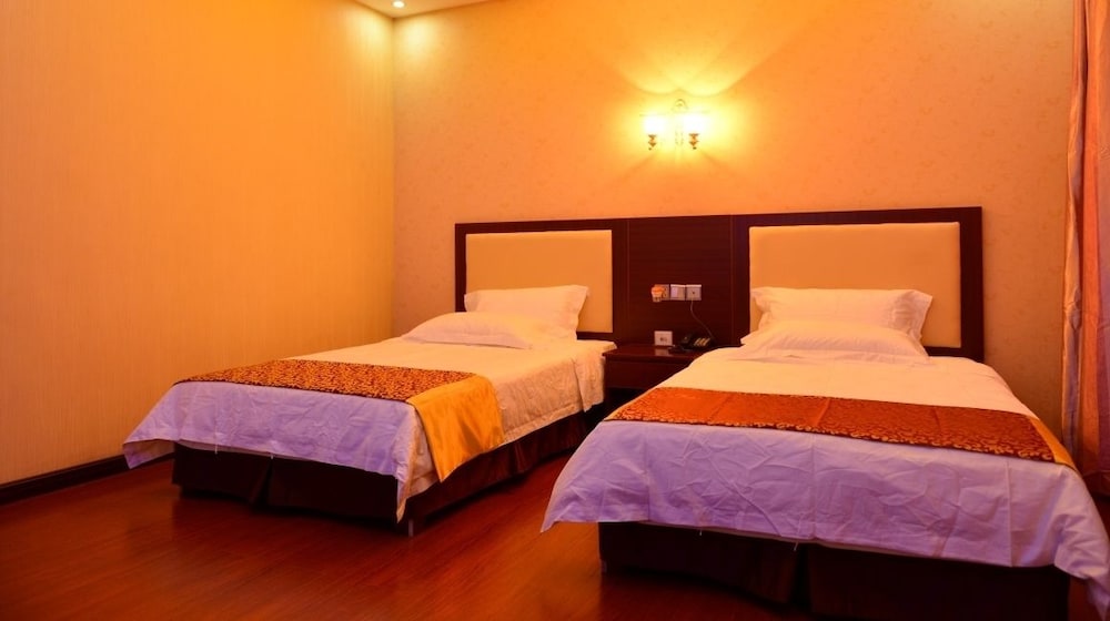 Deluxe Twin Room photo 1