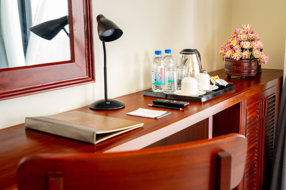 Mony Reach Suite with Balcony - Photo 8
