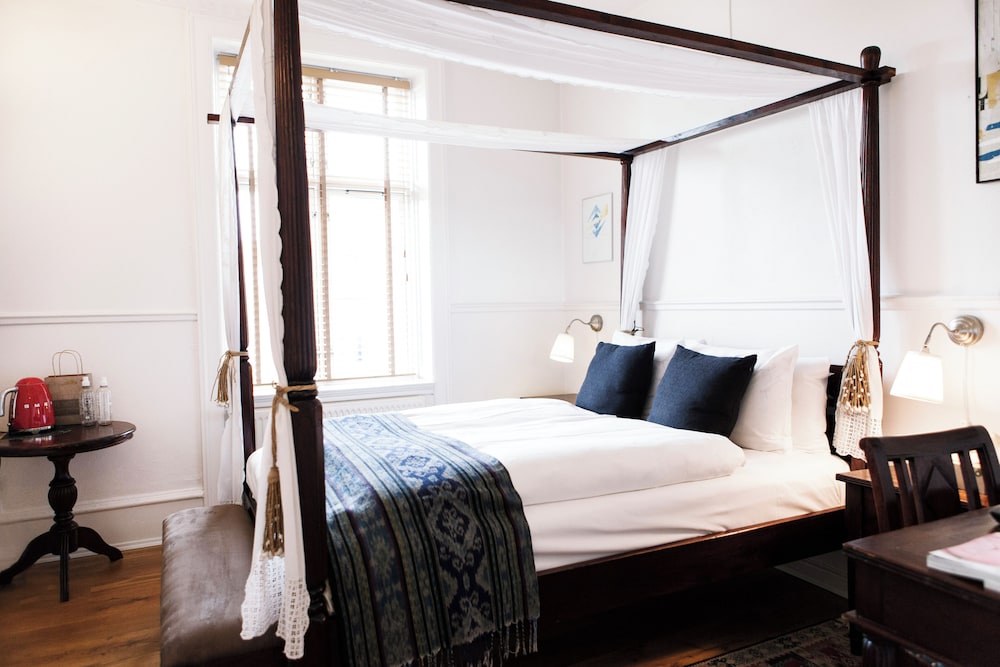 Basic Double Room