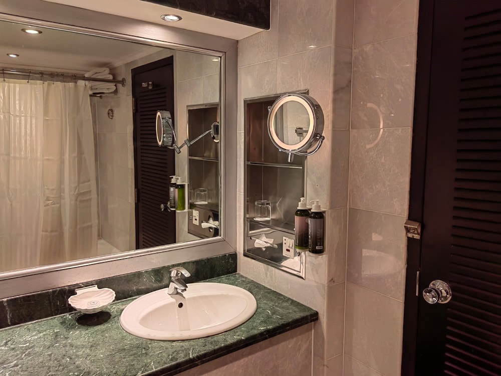 Executive Suite, Garden View photo 3