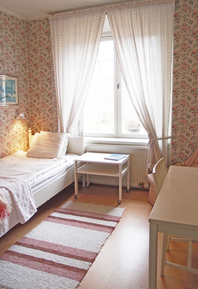 Standard Single Room, 1 Bedroom, Shared Bathroom photo 2
