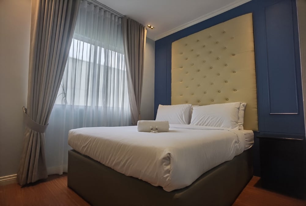 Deluxe Room - Photo 5