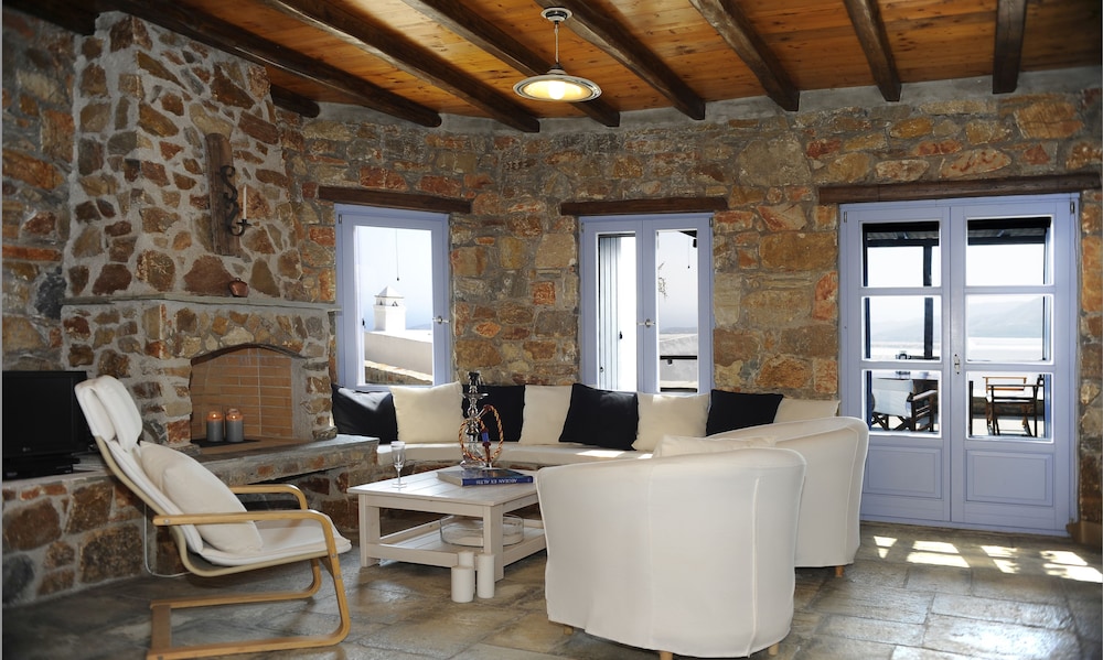 Villa, 2 Bedrooms, Sea View photo 1