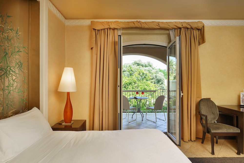 Superior Double or Twin Room - Photo 5