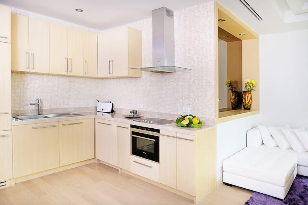 2 Bedroom White Coral Suite photo 2