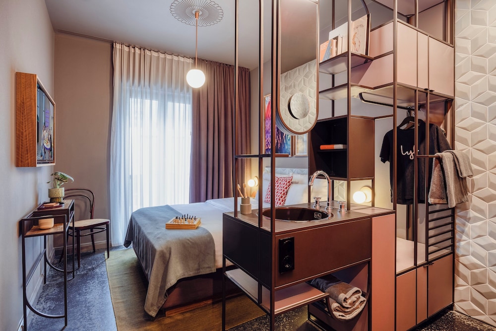 Room, 1 Double Bed (One of a Kind) photo 1