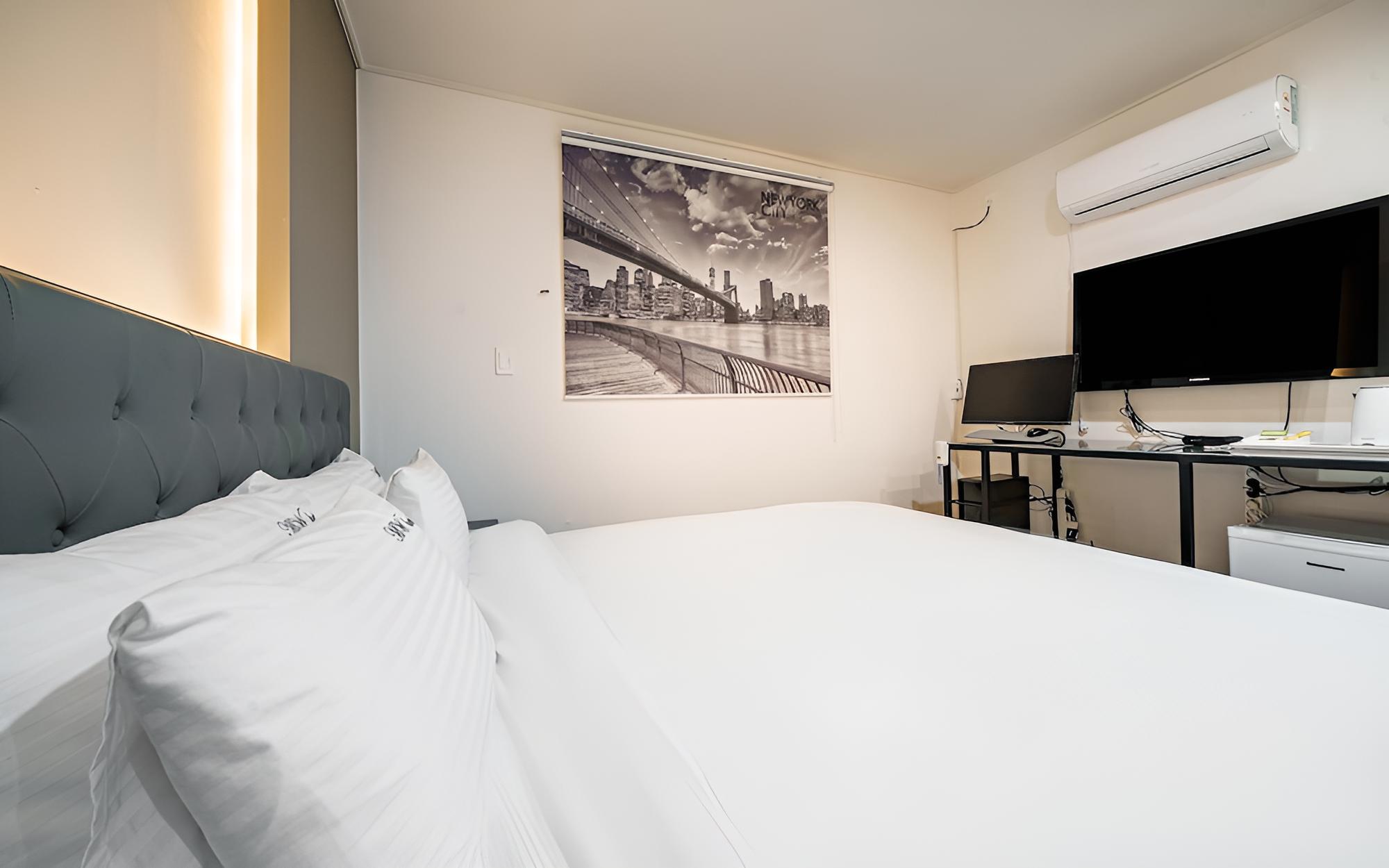 Room (Business (massage chair no consecutiv) - Photo 4