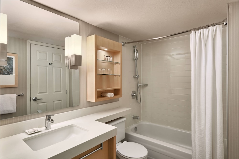 Family Suite, 1 Bedroom, Balcony - Photo 8