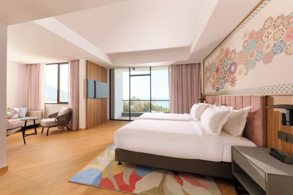 Junior Suite, 2 Twin Beds (Social)