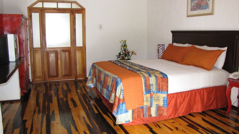 Business Room, 1 Queen Bed