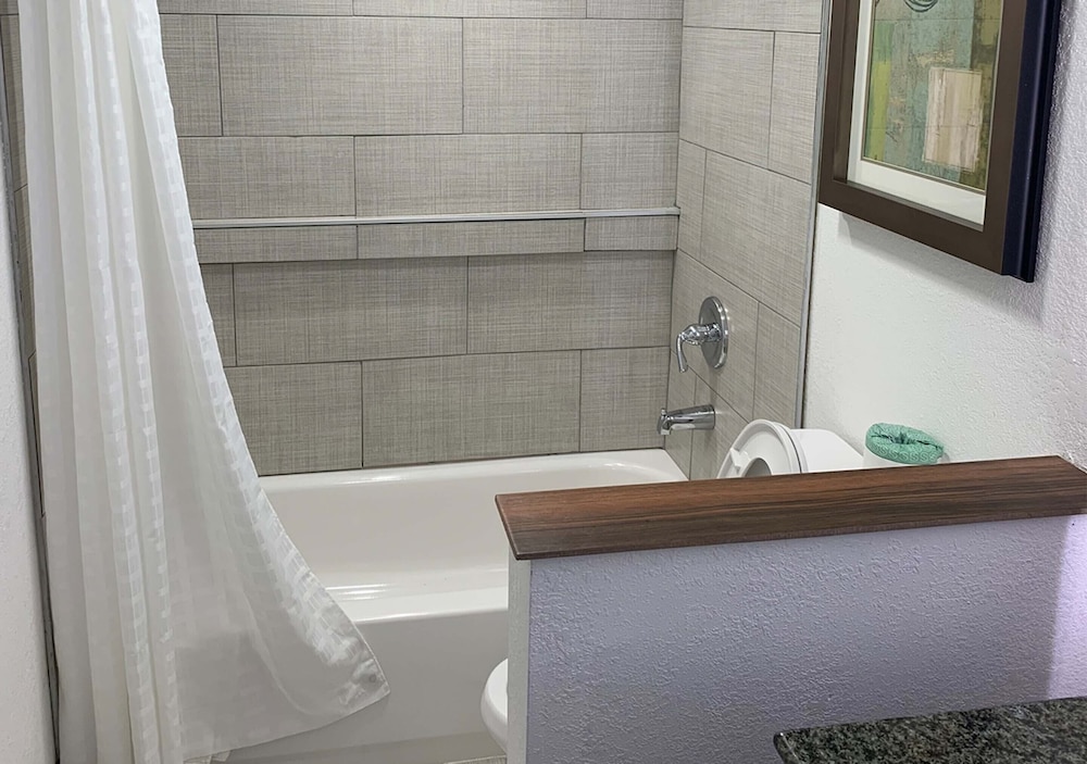 Standard Single Room - Photo 6