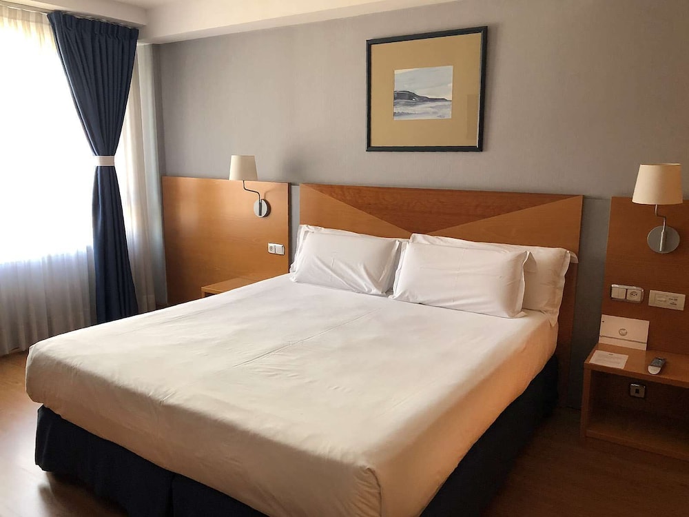Standard Double Room Single Use photo 3