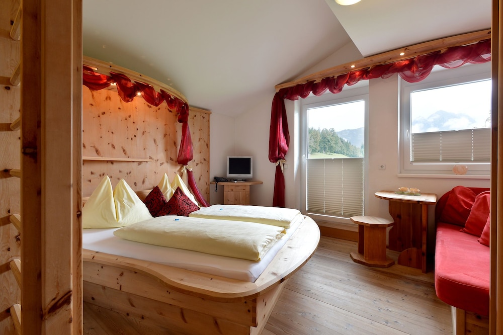 Room (Hexentanz) photo 2
