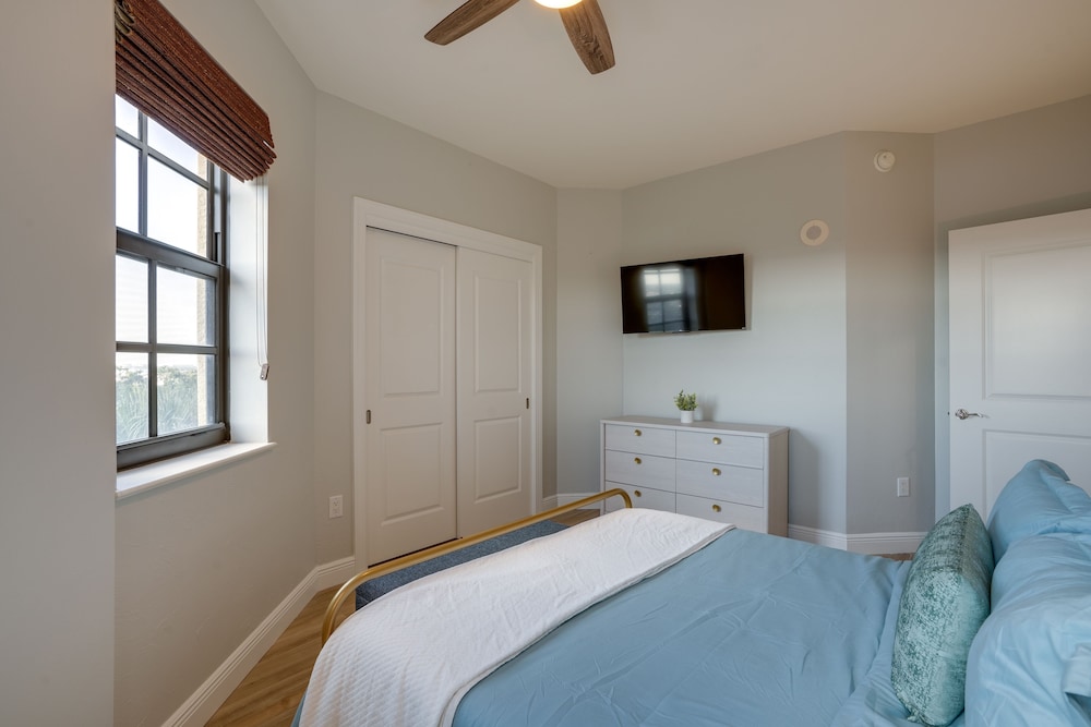 Apartment (3 Bedrooms)