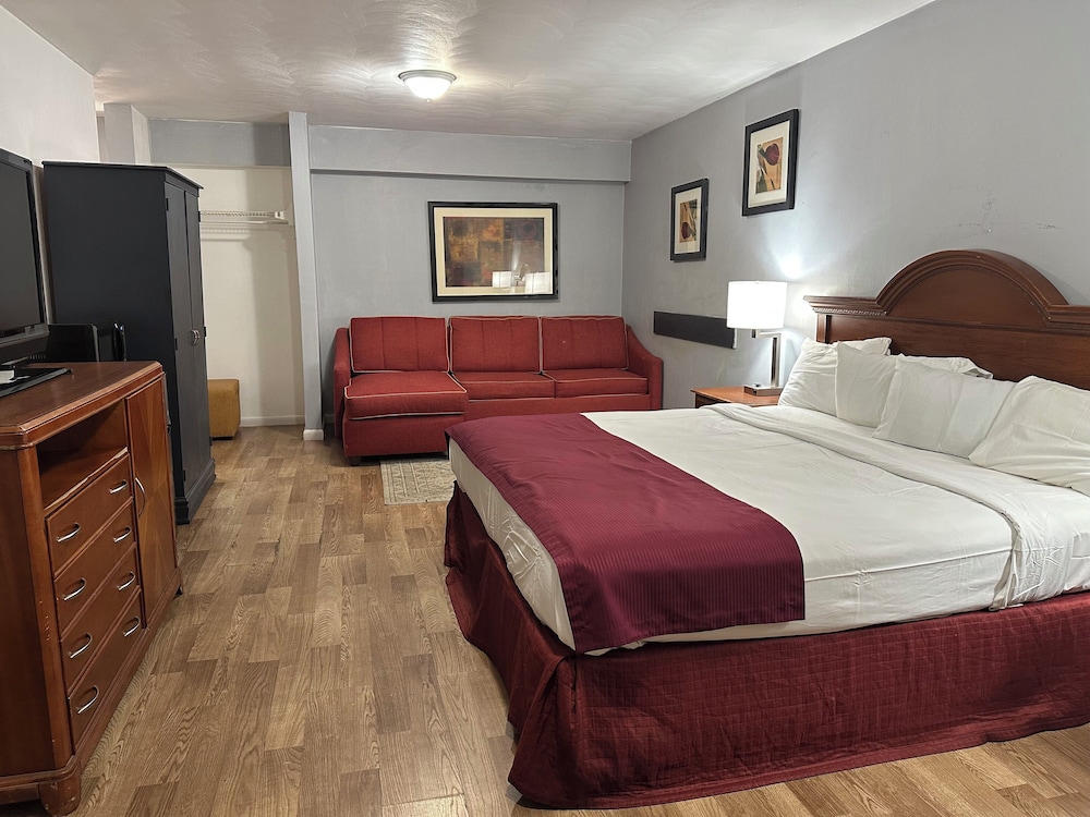 Standard Room, 1 King Bed photo 1