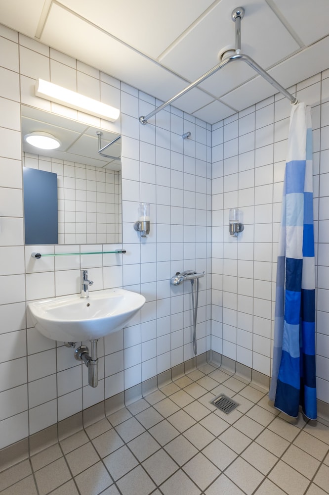 Deluxe Twin Room, Private Bathroom photo 2