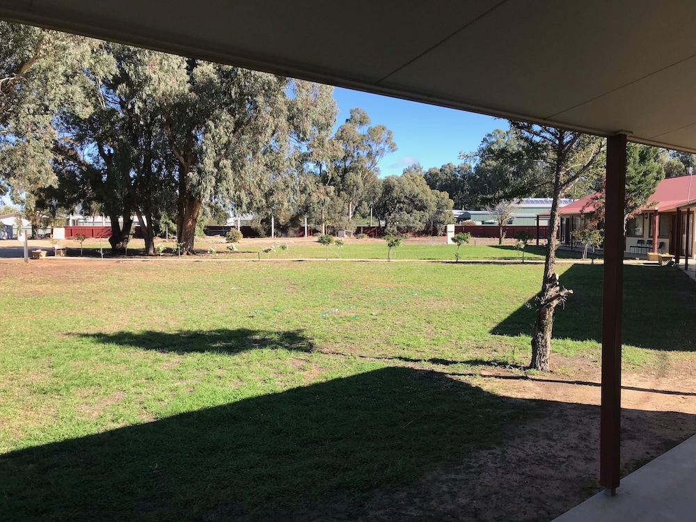 Family Room, 2 Bedrooms, Non Smoking, Park View photo 2