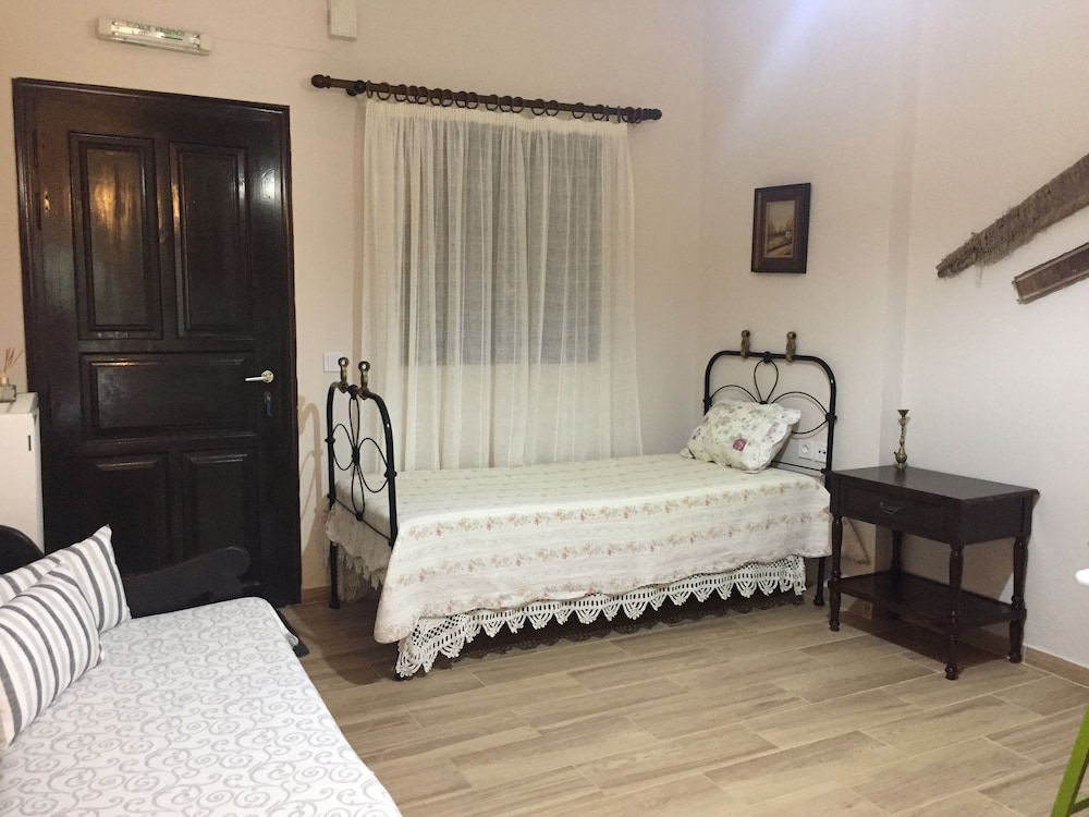 Standard Apartment, 1 Bedroom, Oceanfront photo 2