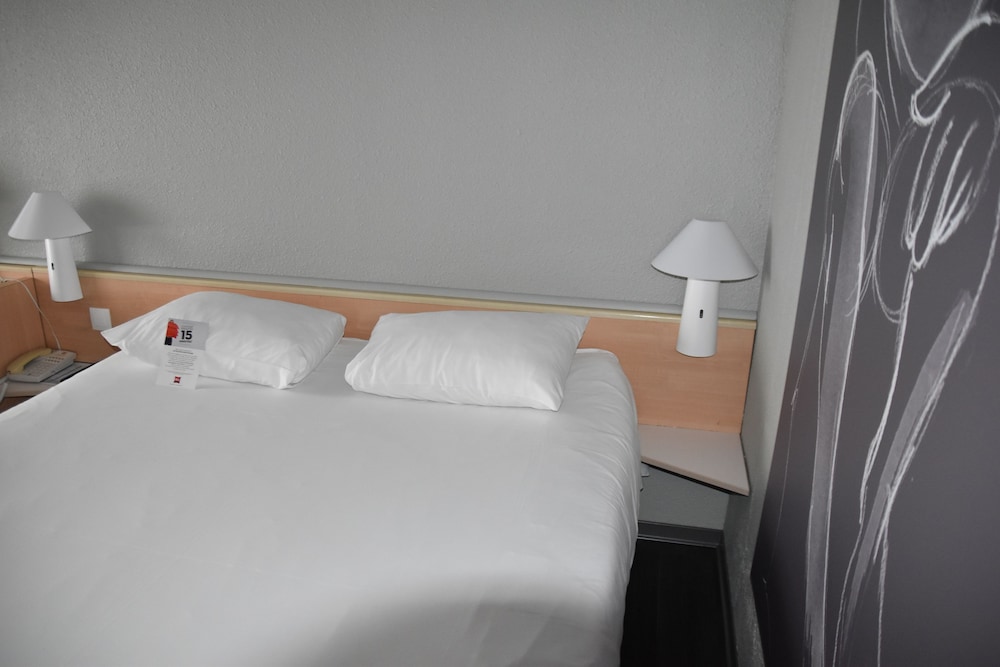 Standard Room, 1 Double Bed - Photo 7