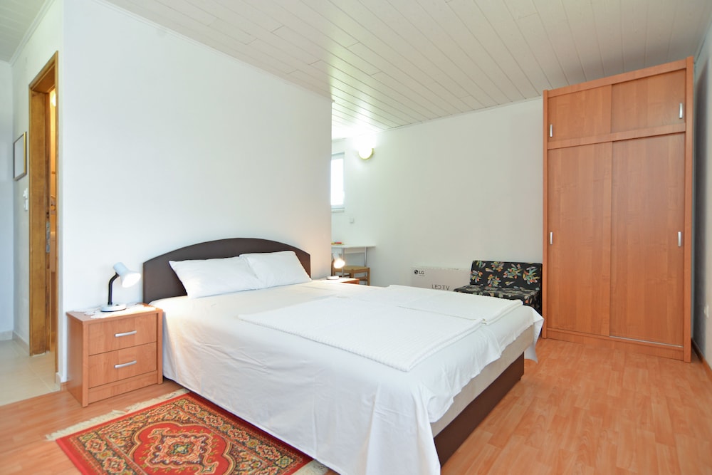 Standard Studio, 1 Bedroom (1631/16821)