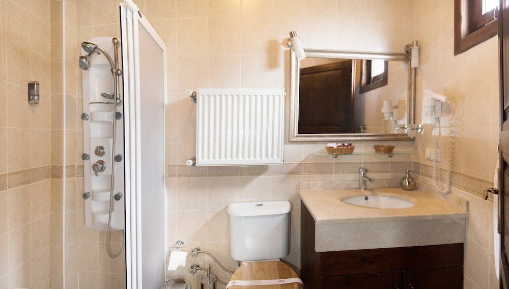Standard Triple Room photo 3