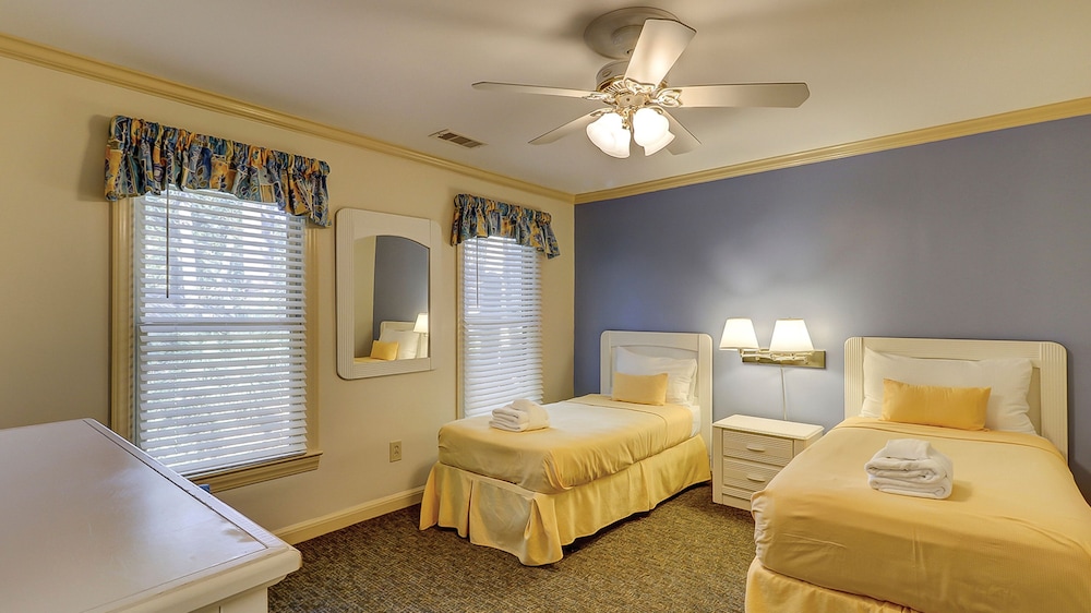 Basic Townhome photo 2