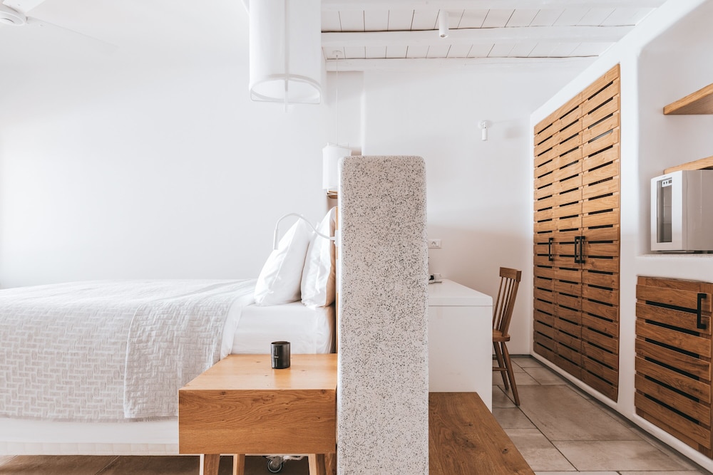 Junior Suite, Private Pool, Sea View - Photo 3