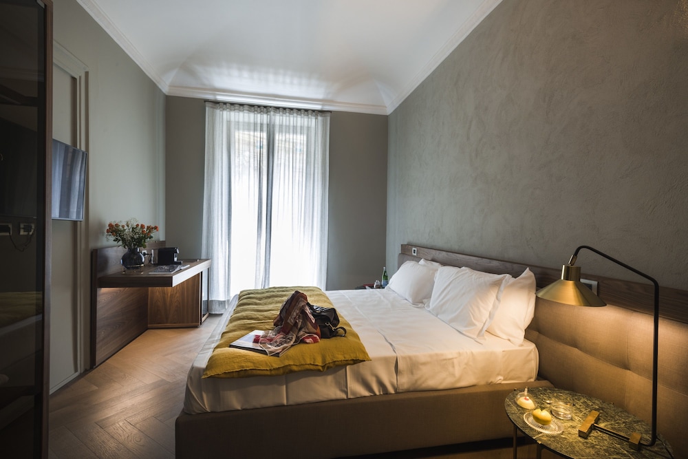 Junior Studio Suite, Balcony, City View