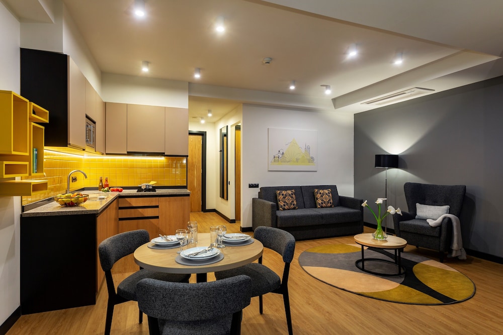 Executive Apartment, 1 Bedroom - Photo 7