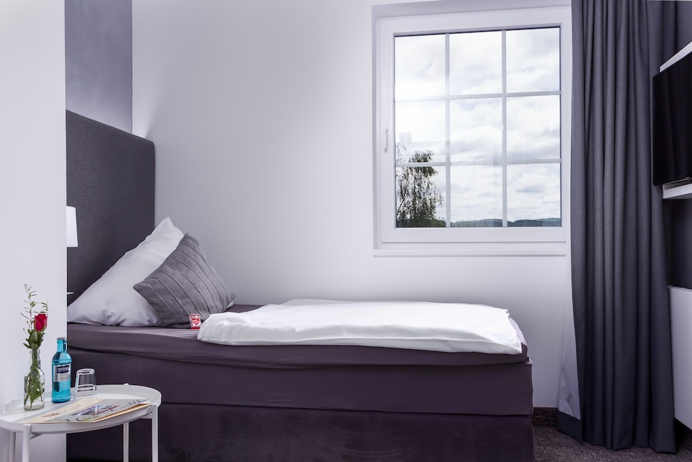 Single Room, Non Smoking photo 1