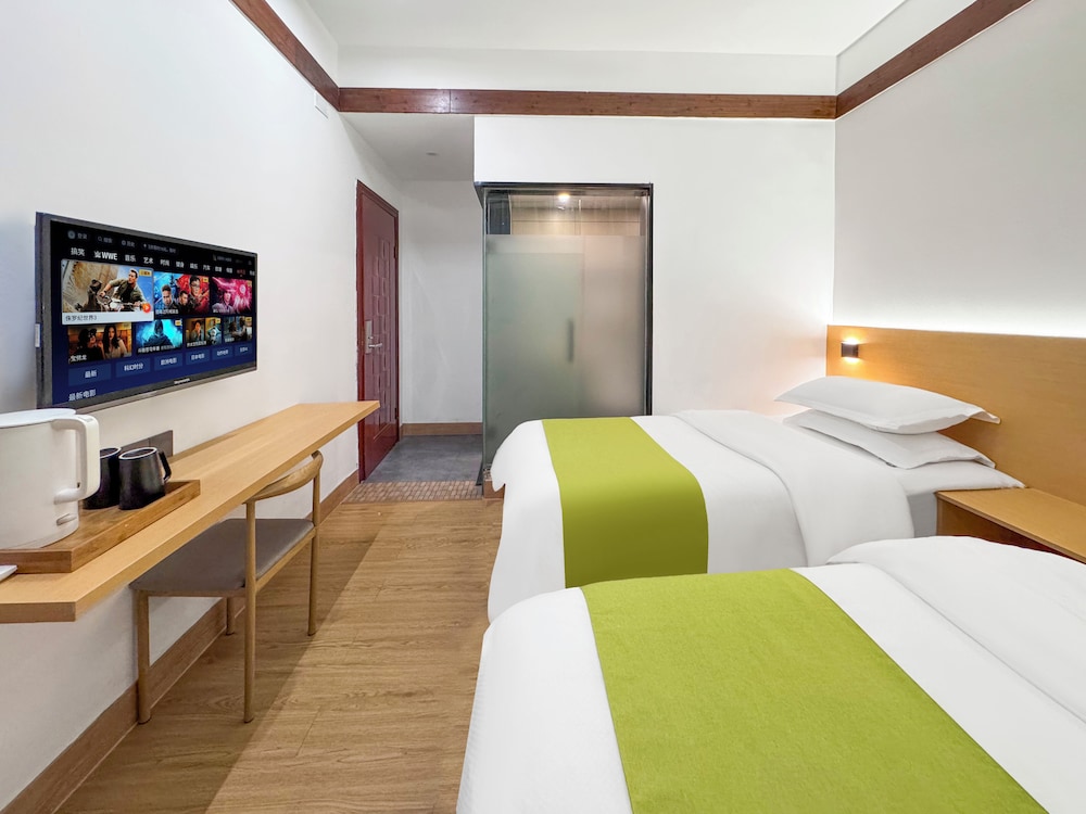 Classic Twin Room