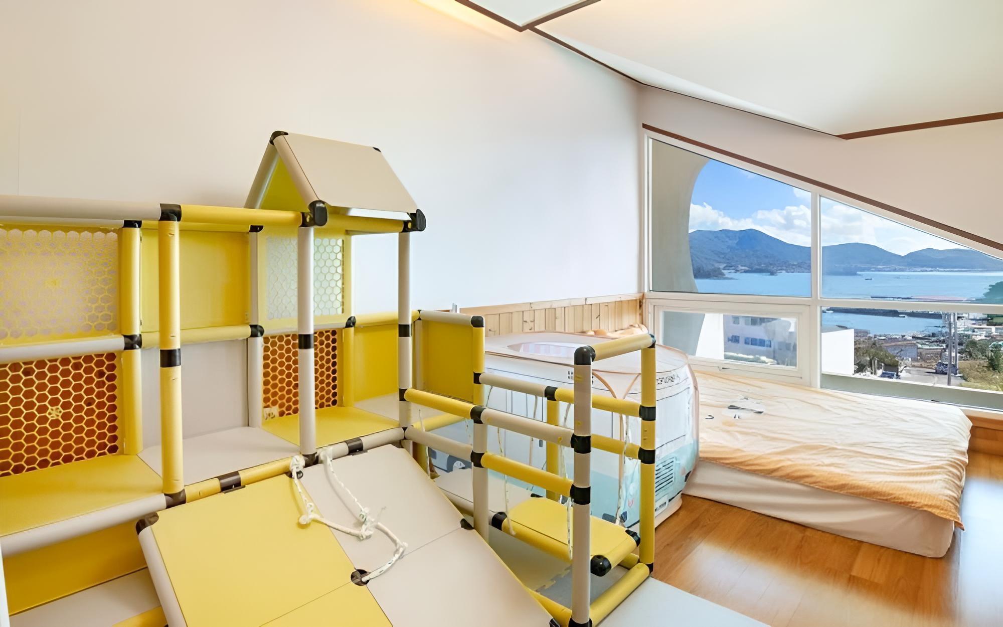 Room (Room 303 (Duplex Individual terrace)) - Photo 1